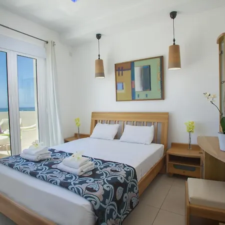 Villa Luxury 3 Bedroom On The Beach, 1369 Ayia Napa